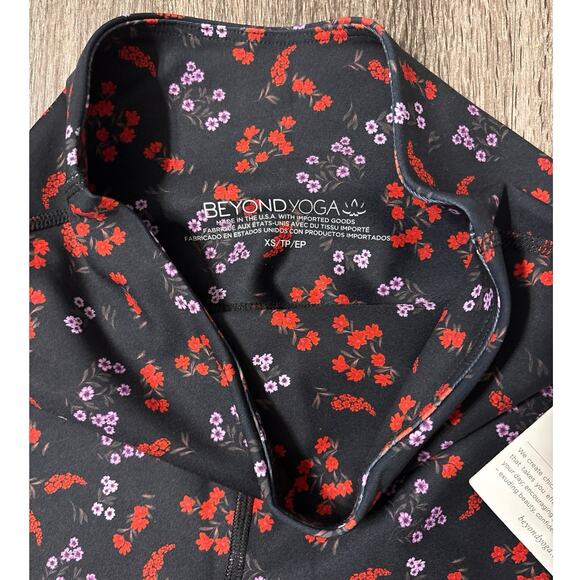 NWT Beyond Yoga High Waisted Estilo Leggings In Forget Me Not Floral Size XS - Picture 5 of 7